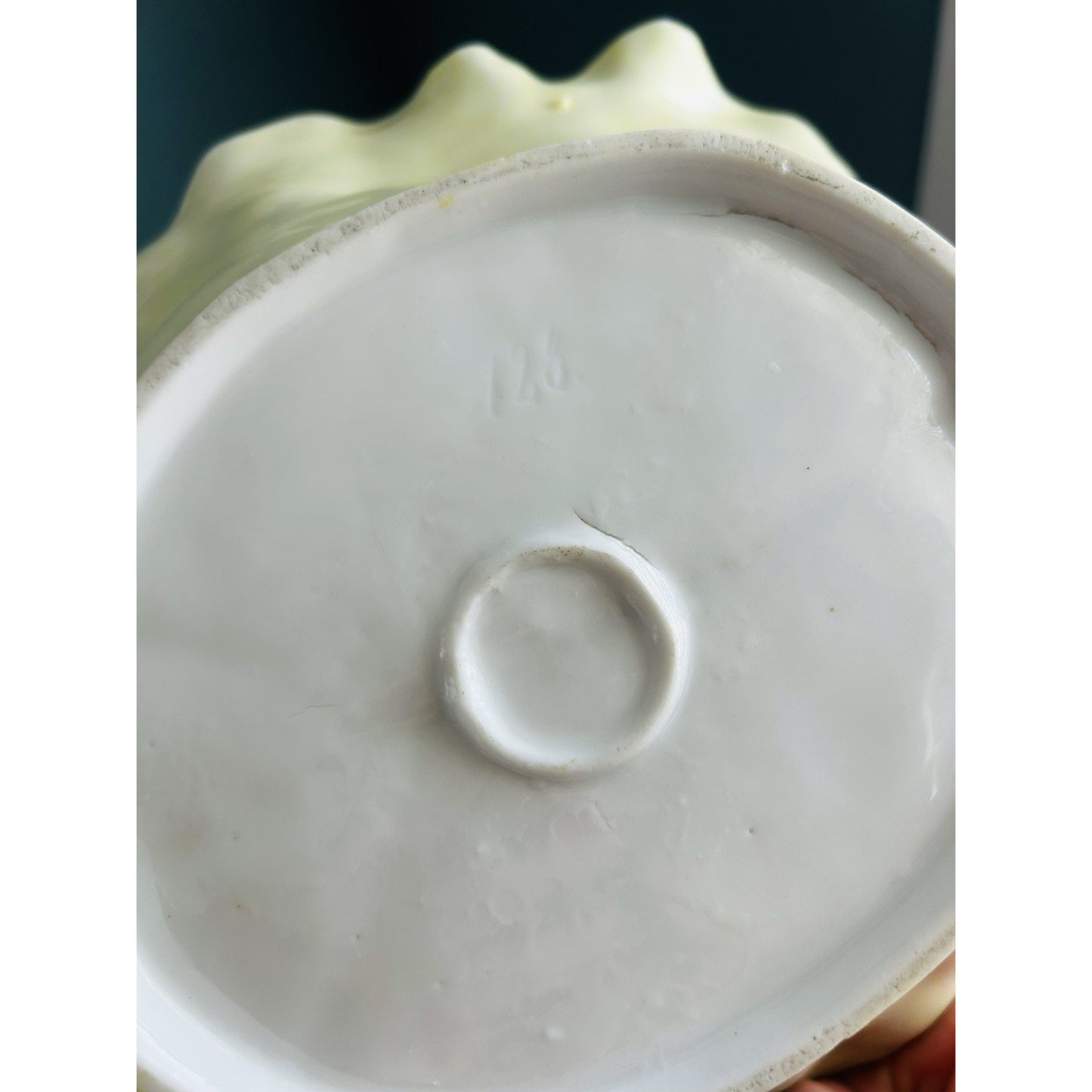 Vintage Cabbage Leaf Serving Bowl Lettuce Green Yellow White Porcelain Mold 128