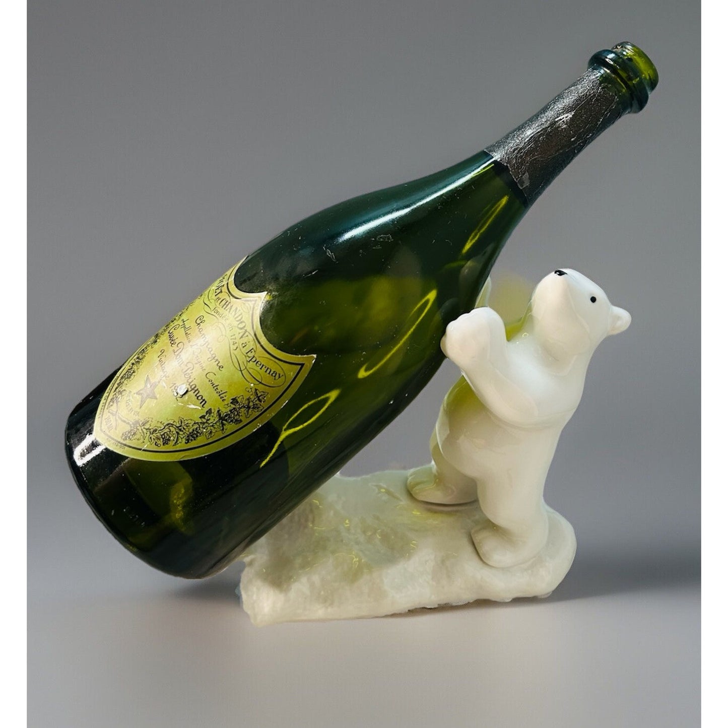 New Polar Bear White Ceramic Wine Bottle Holder Stand Rack Kitchen Bar Lodge