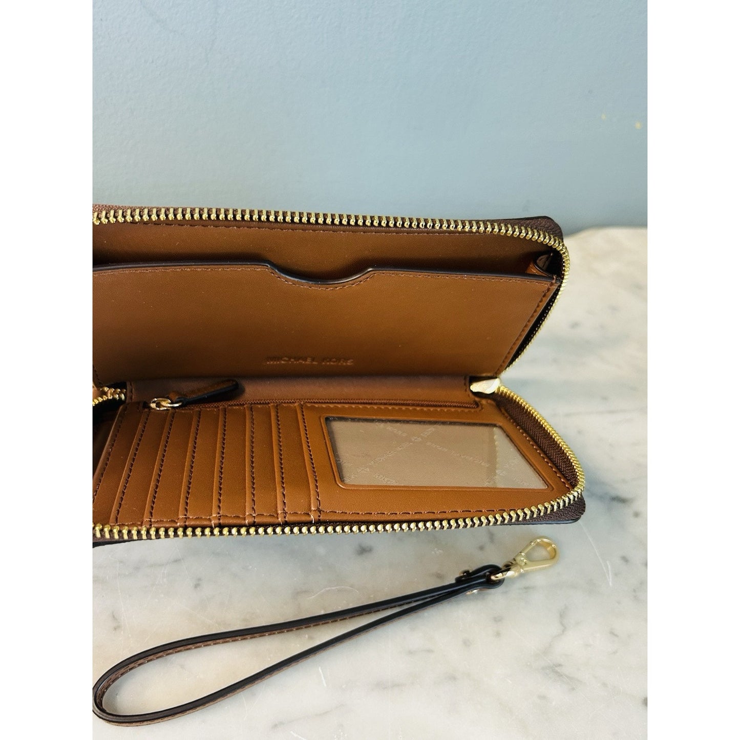 NEW Michael Kors Brown Jet Set Travel Wallet Large Wristlet Phone Case Card Slot
