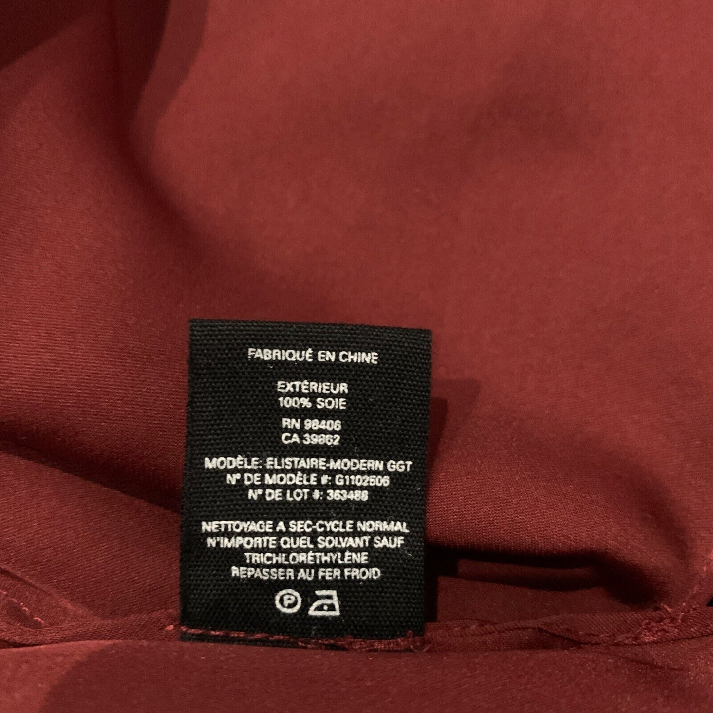 NWT Theory 100% Silk Elistaire Off Shoulder Blouse Black Cherry Small MSRP 295