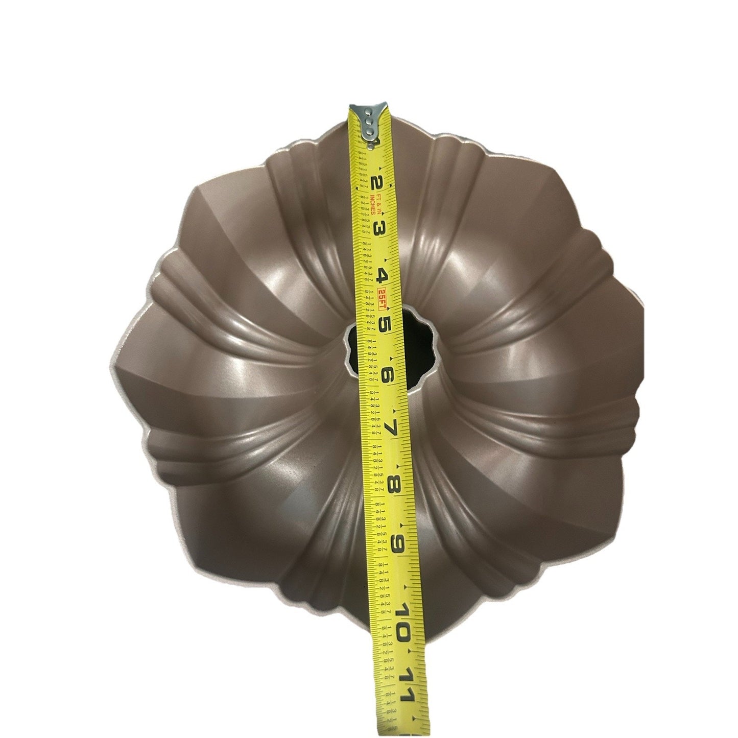 Vintage Wilton Fluted Bundt Cake Pan 10.5" Cast Aluminum Bronze In Color New