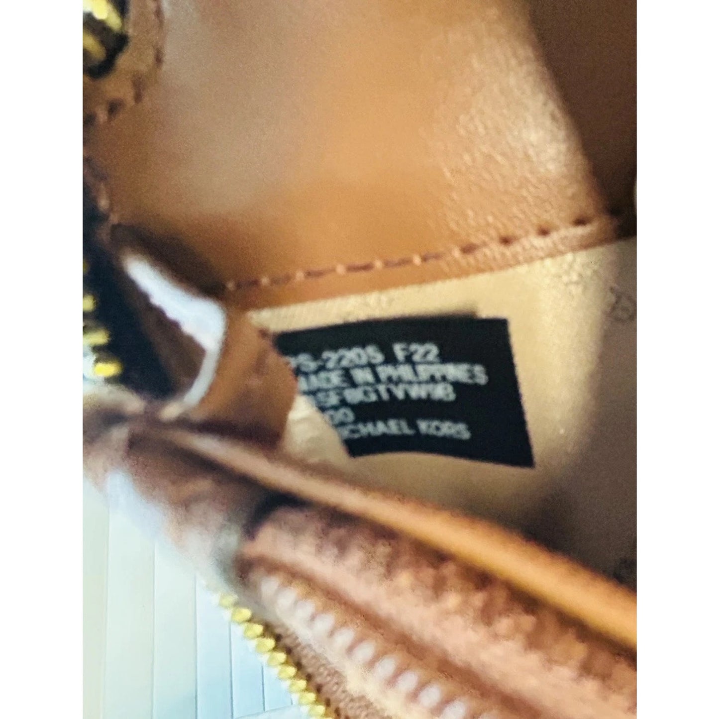 NEW Michael Kors Brown Jet Set Travel Wallet Large Wristlet Phone Case Card Slot