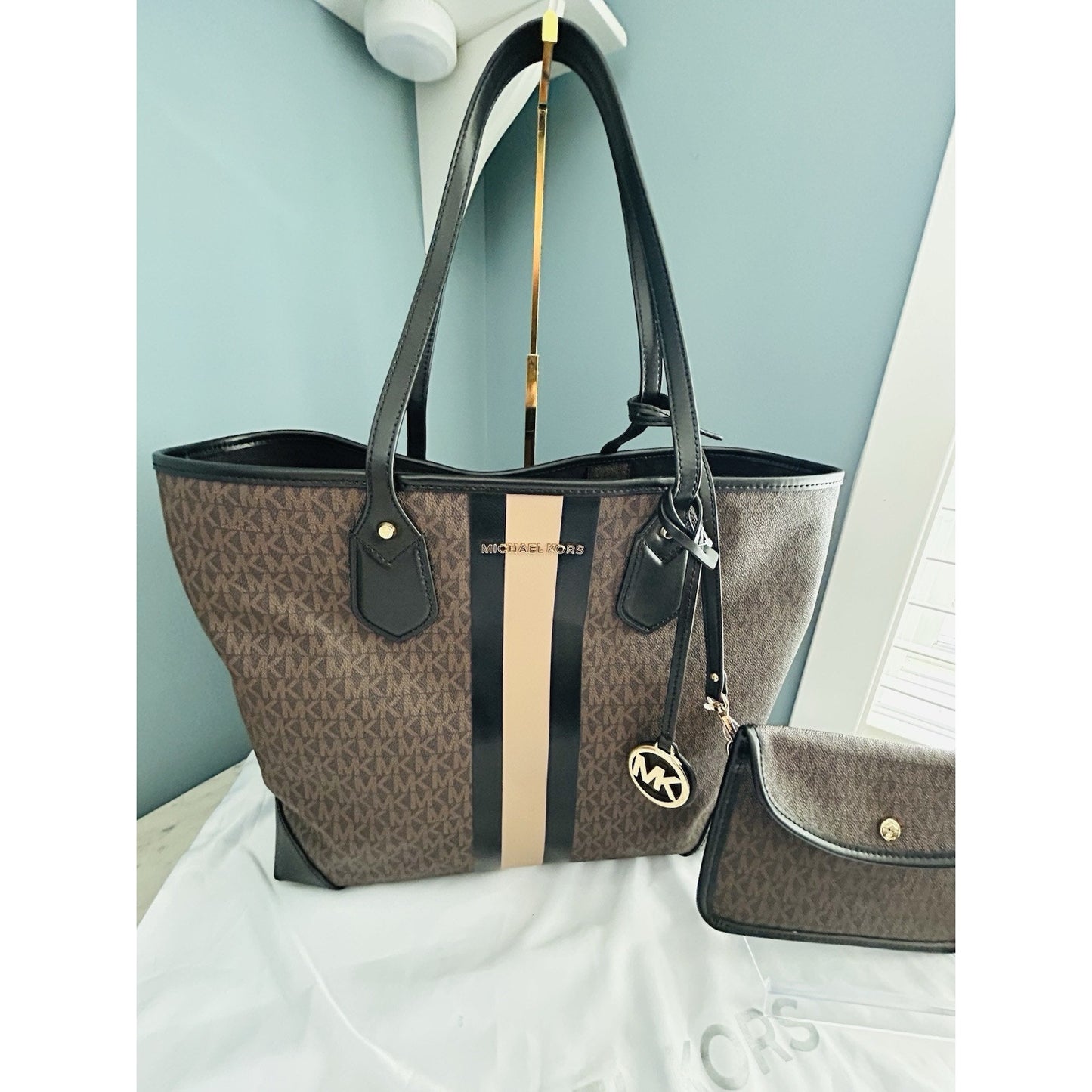 Michael Kors Eva Large Logo Stripe Tote Bag Plus Pouch Black Camel Laptop NWT