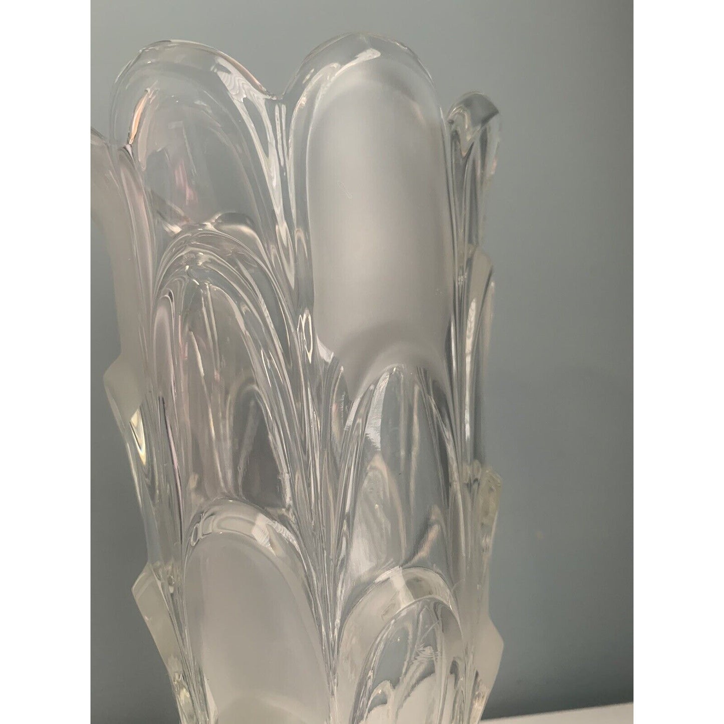Toscana Bohemia Crystal Vase Layered Flower Petal Design Frosted Accents