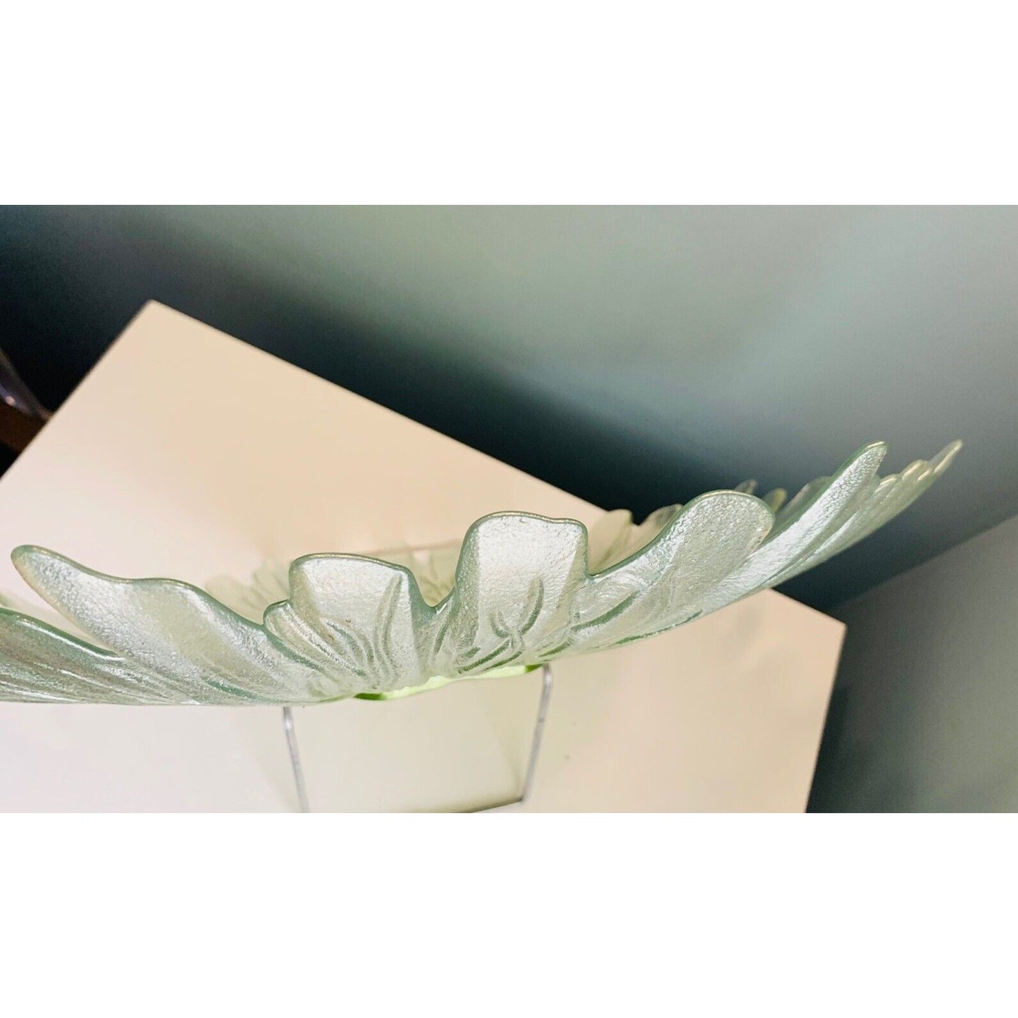 17” Green Flower Platter Hand Blown Art Glass Large Serving Tray Sunflower Heavy