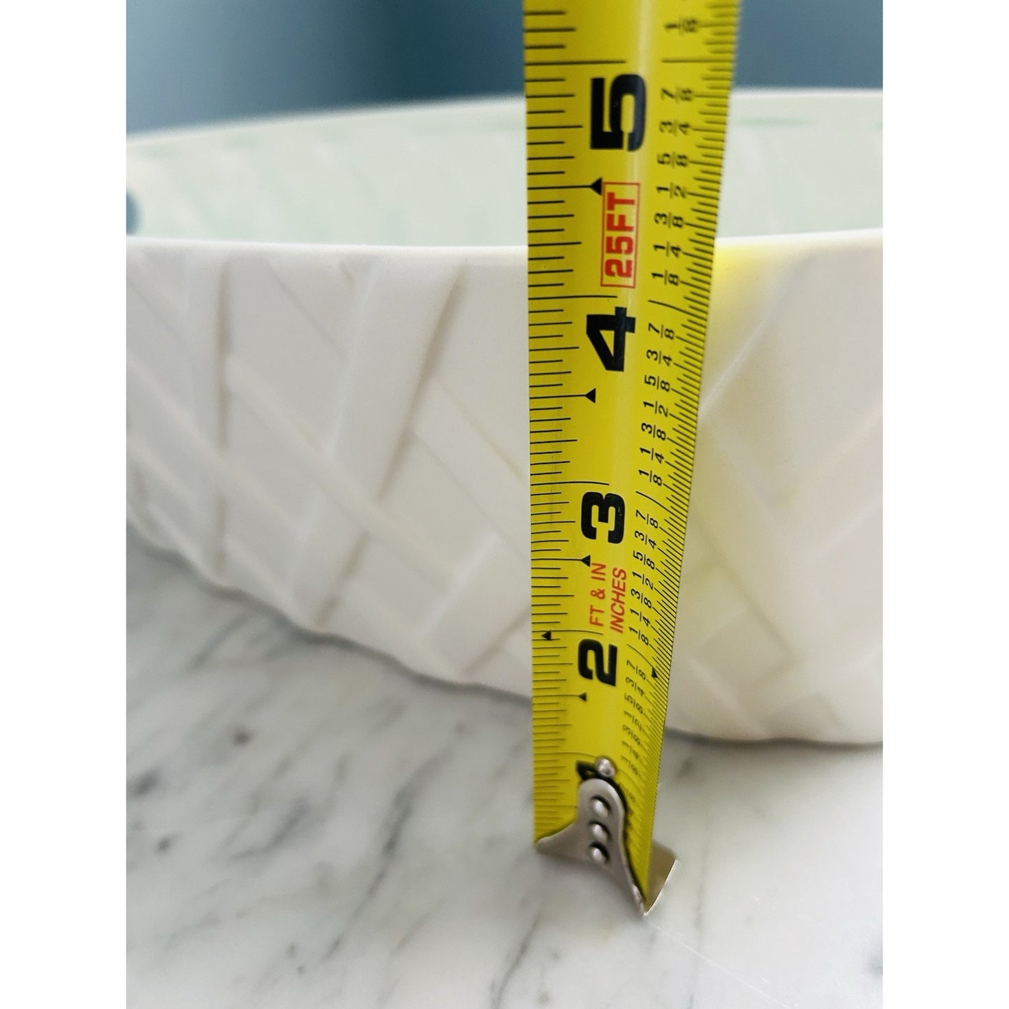 New 2013 Target Ceramic Ombré Easter Basket Serving Bowl Dish White Teal Spring