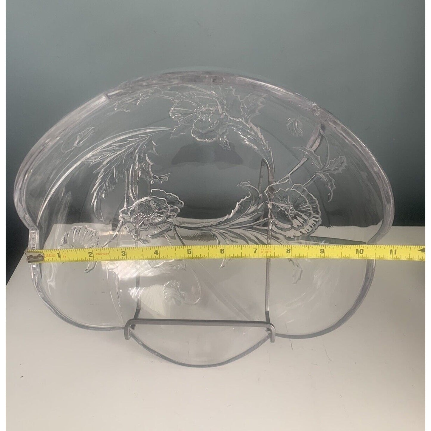 11” Savoir Vivre Sculptured Crystal Bowl California Poppies WY101/259 Cut Glass