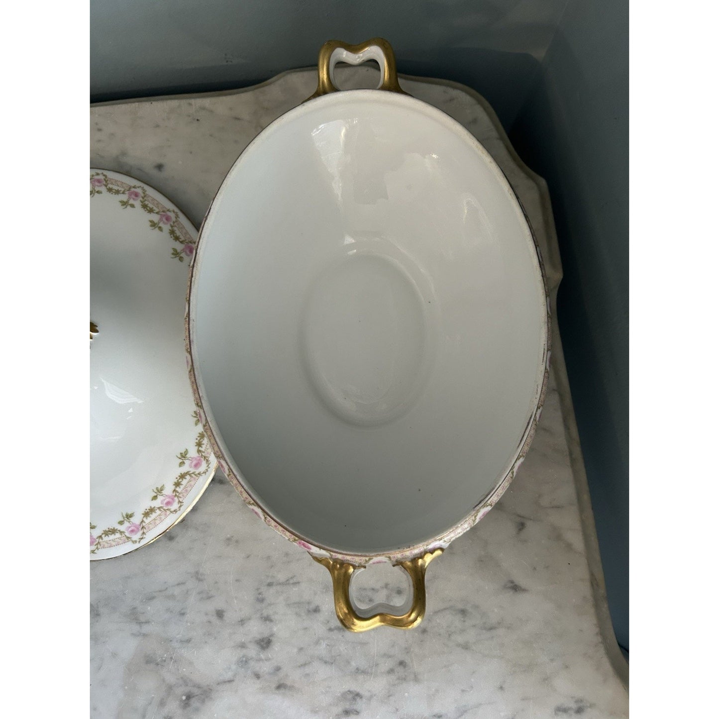 Oval Covered Serving Bowl lid Limoges Wm Guerin GUE19 Pink Roses Antique Gold