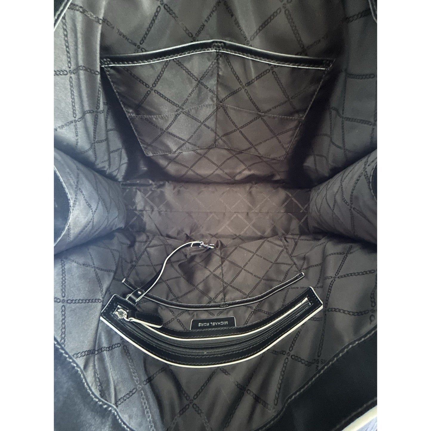 Michael Kors Bay Large Tote East West Woven Canvas Shoulder Black White Bag