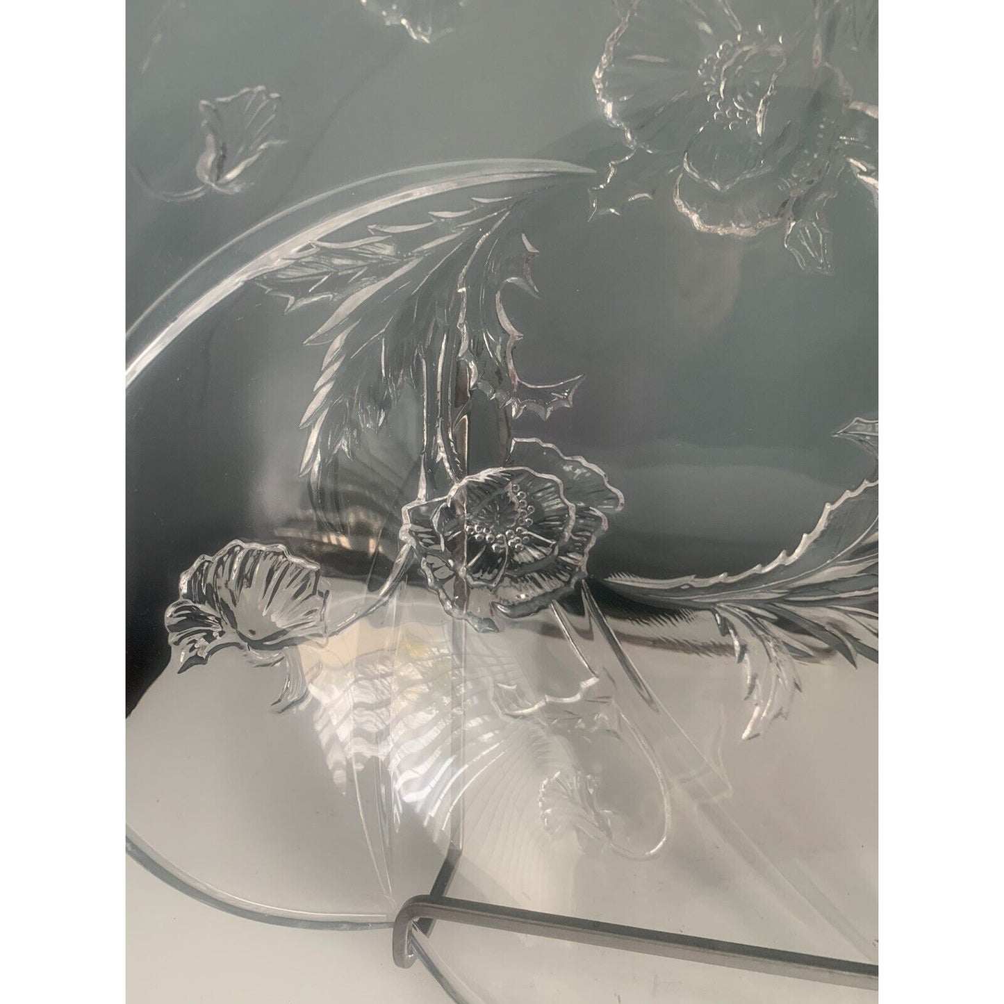 11” Savoir Vivre Sculptured Crystal Bowl California Poppies WY101/259 Cut Glass