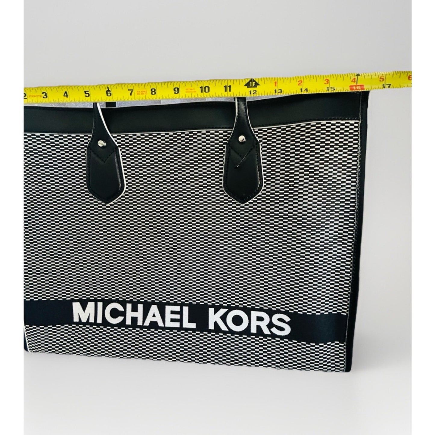 Michael Kors Bay Large Tote East West Woven Canvas Shoulder Black White Bag