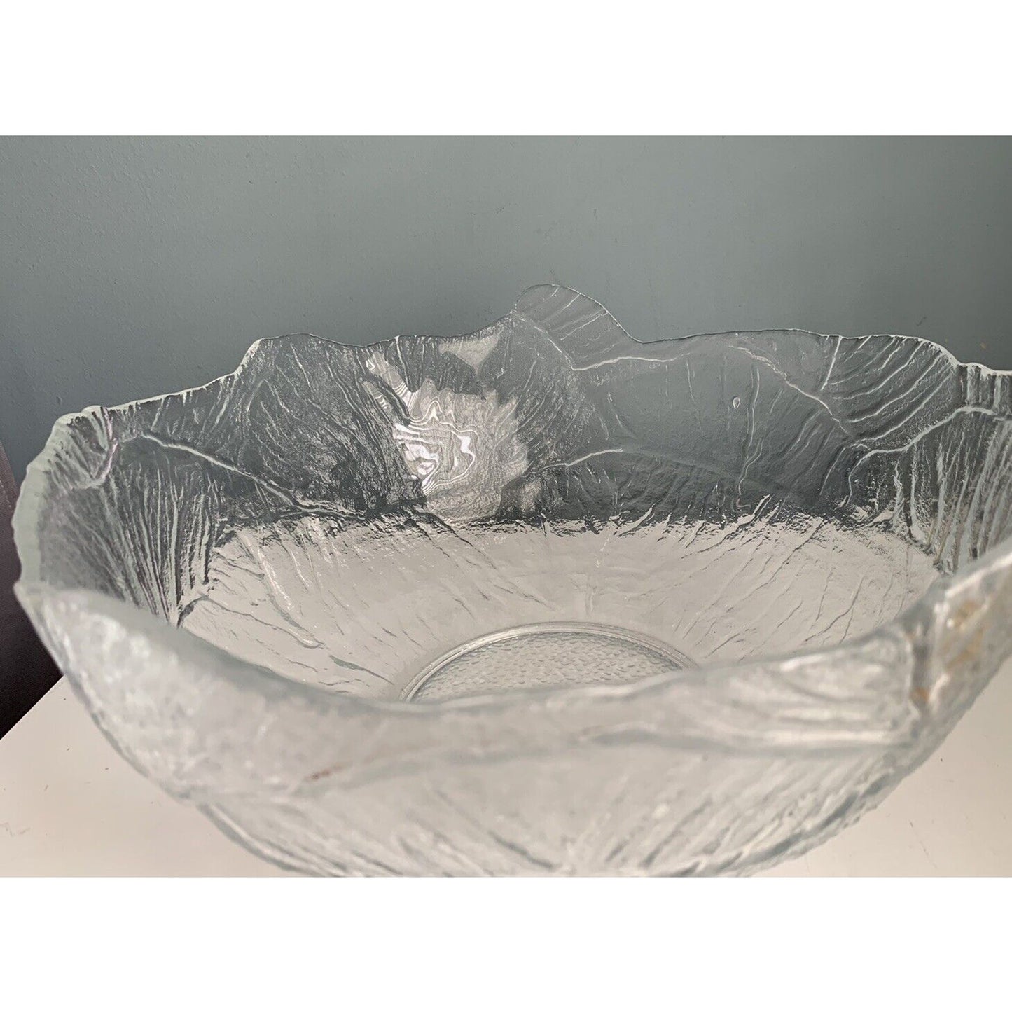 2408 Viking Cabbage Clear Textured Leaf Glass X Large Serving Bowl Centerpiece