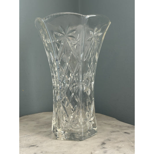 Crystal Starburst Vintage Anchor Hocking Star of David Vase 8.5” Cut Glass Hexagonal