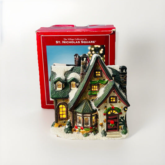 St. Nicholas Square Village Collection Grandmas House Light Christmas Retired 03