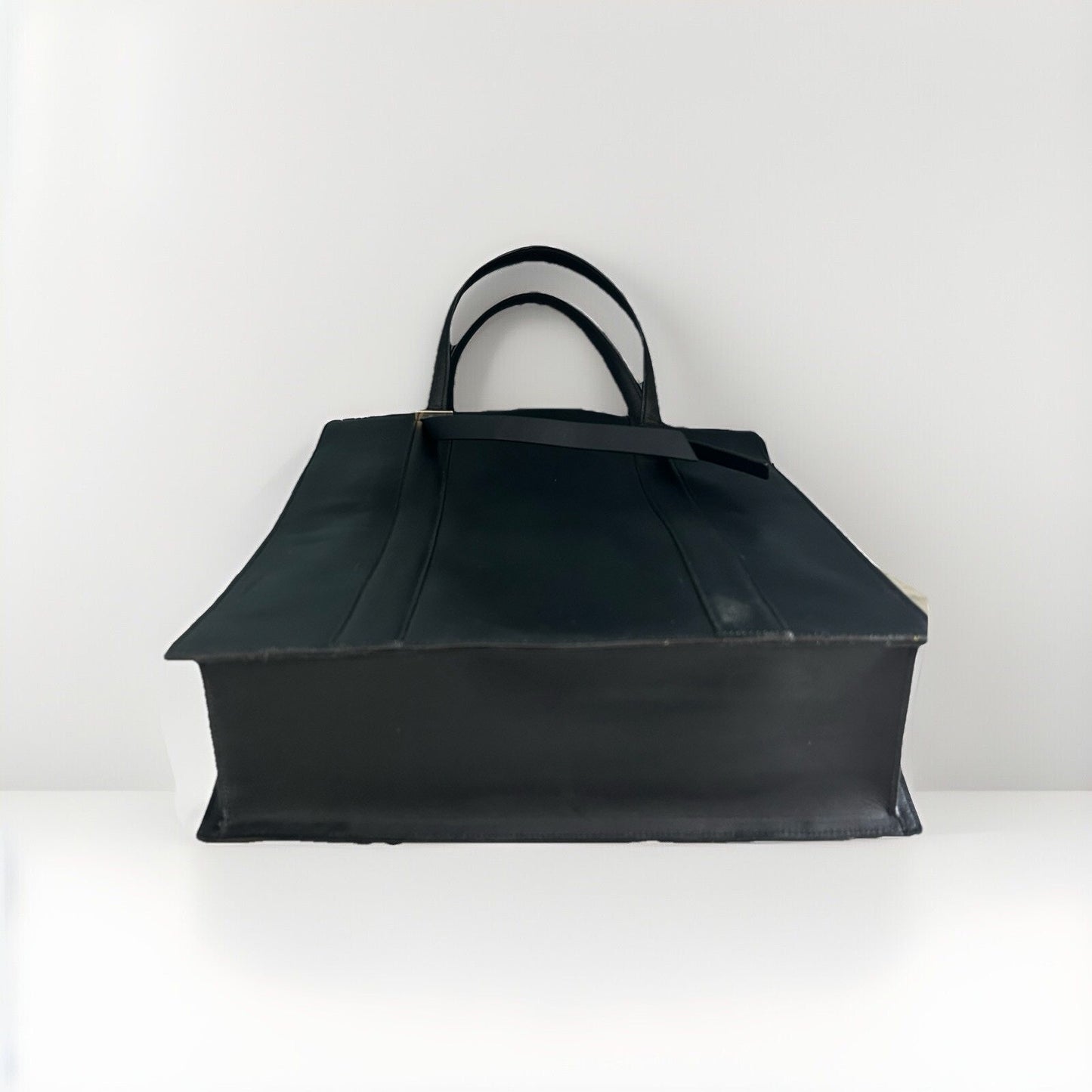 EUC Cole Haan Black Vestry Magazine Leather Tote Bag Handbag