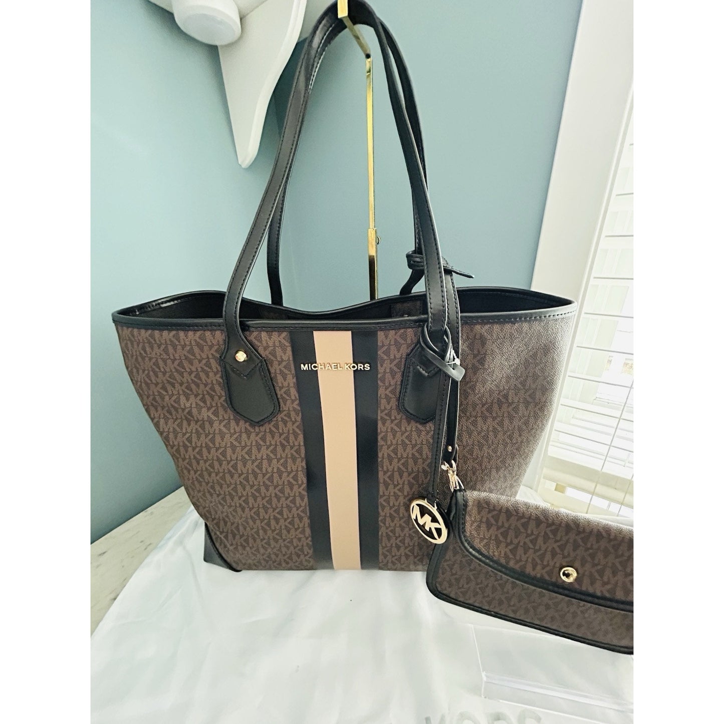 Michael Kors Eva Large Logo Stripe Tote Bag Plus Pouch Black Camel Laptop NWT