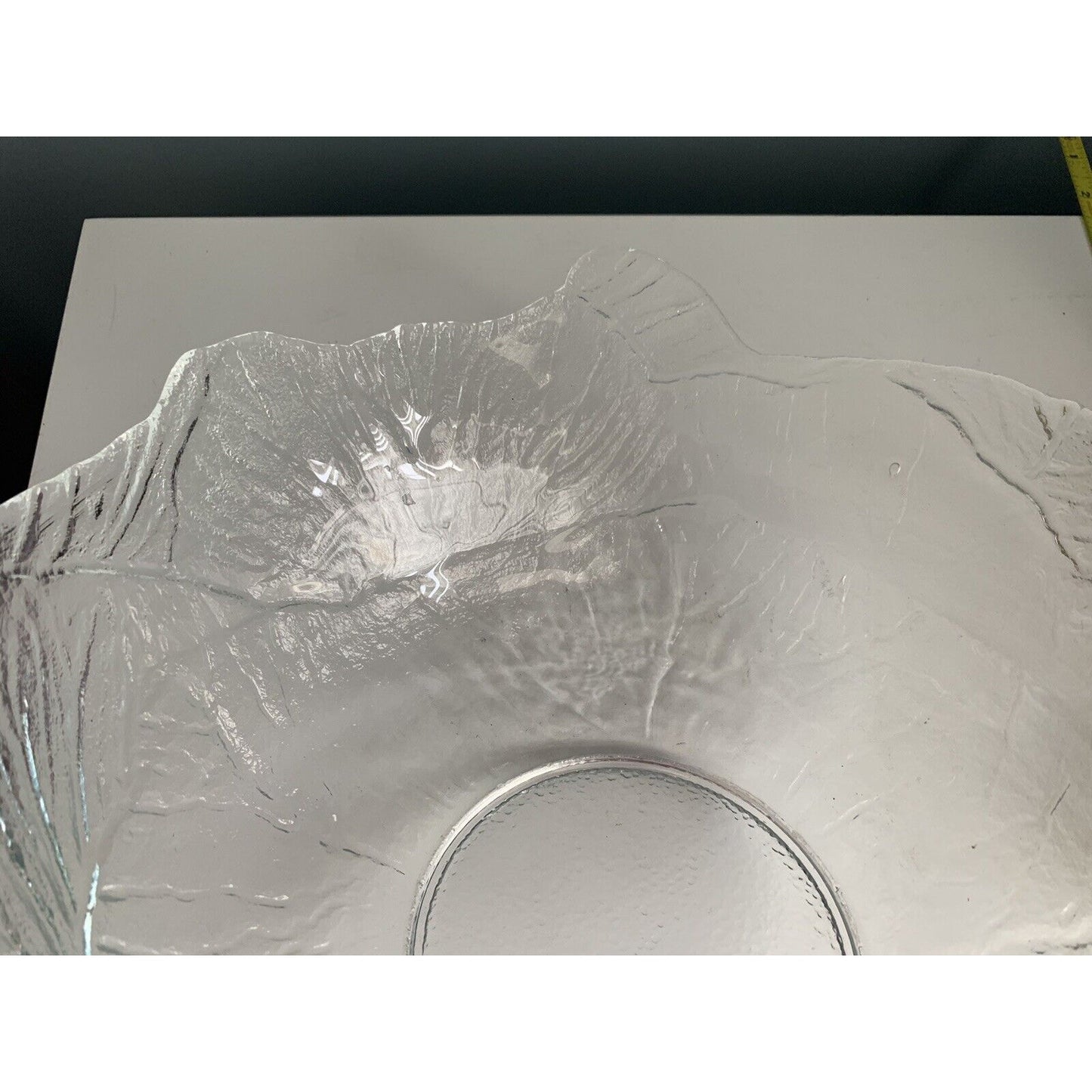 2408 Viking Cabbage Clear Textured Leaf Glass X Large Serving Bowl Centerpiece