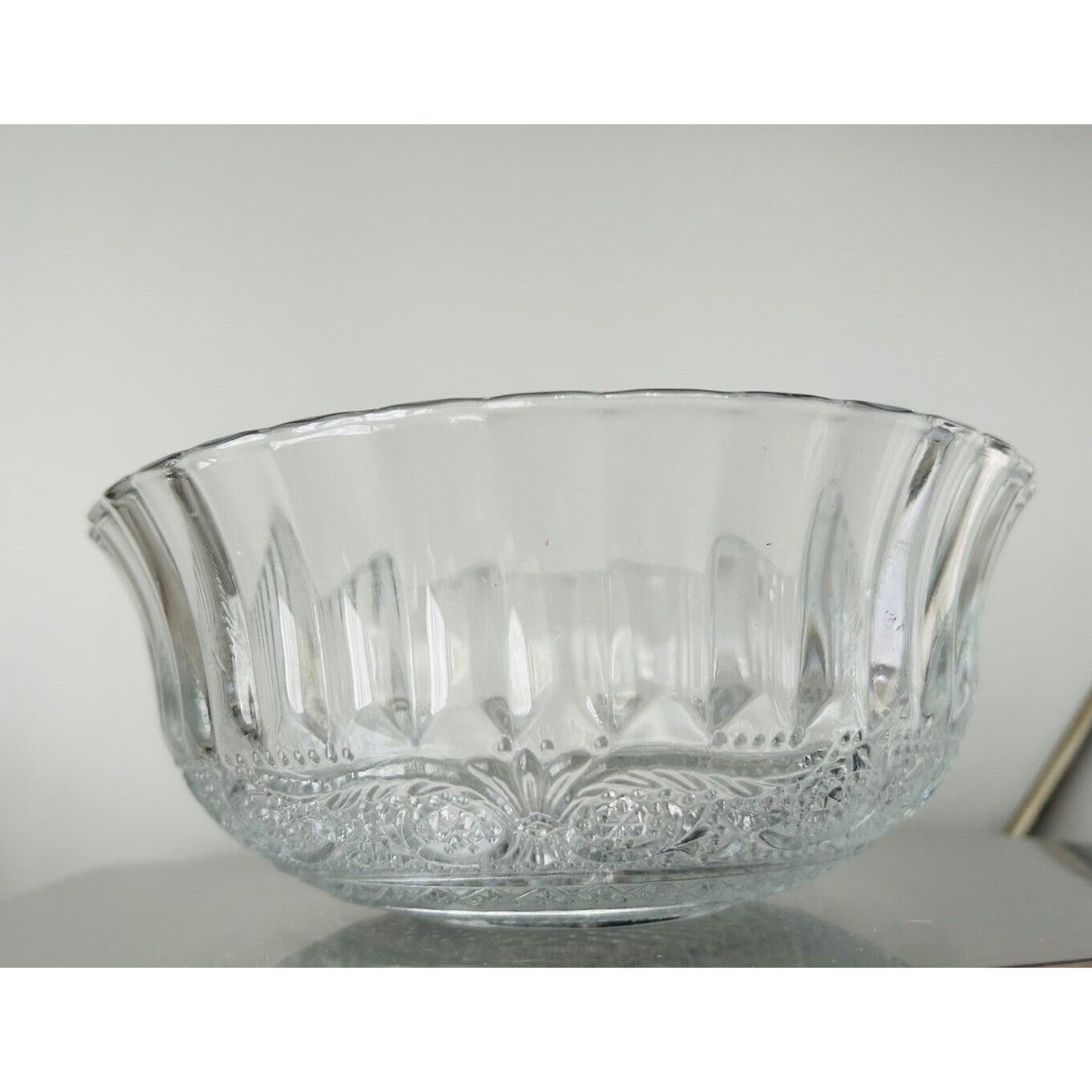 KIG Malaysia Fleur de Lis Pressed 7 1/4” Glass Trellis Serving Bowl Fluted Edges