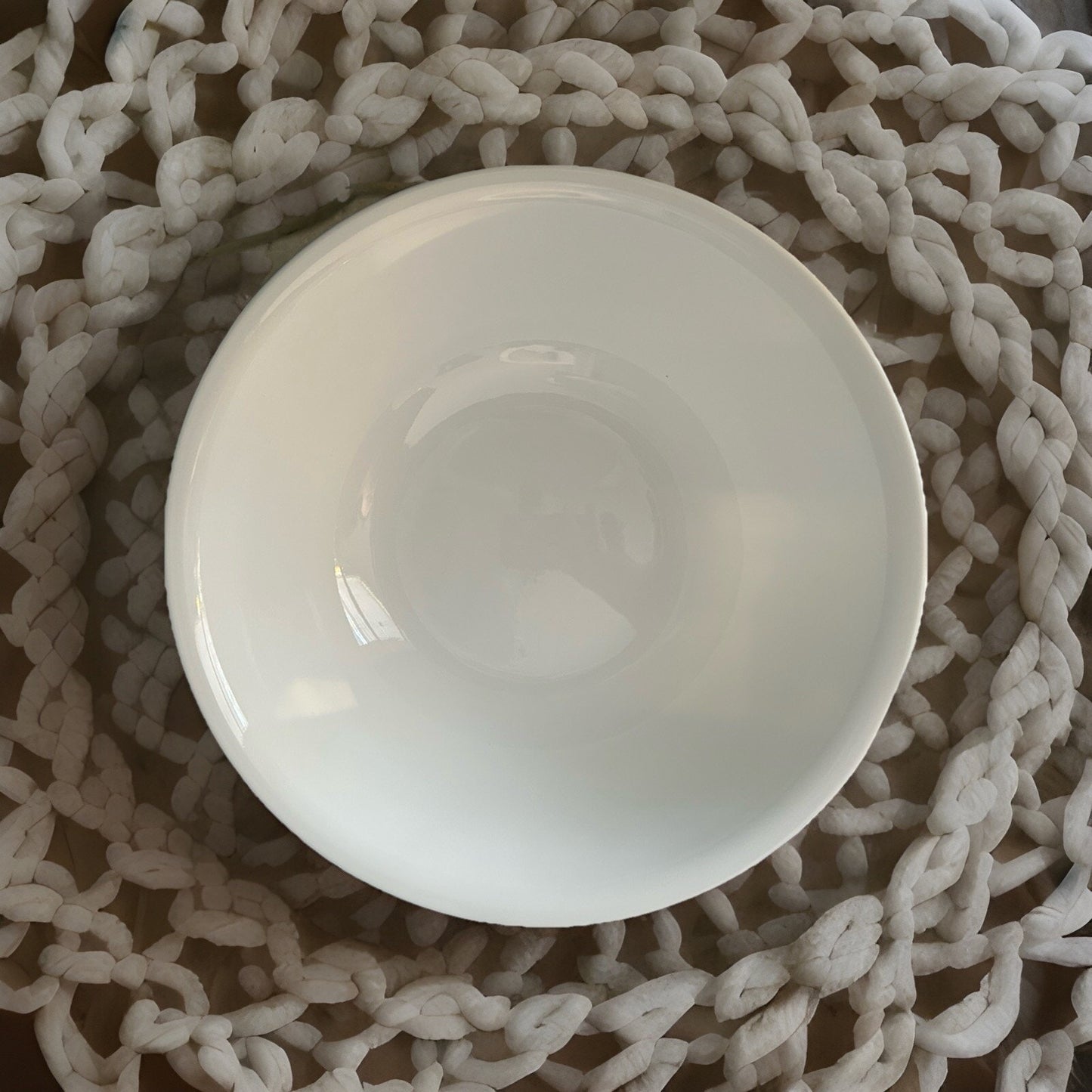 (1) Corelle White Vegetable Serving Bowl 10.25” Corning Winter Frost Vegetable