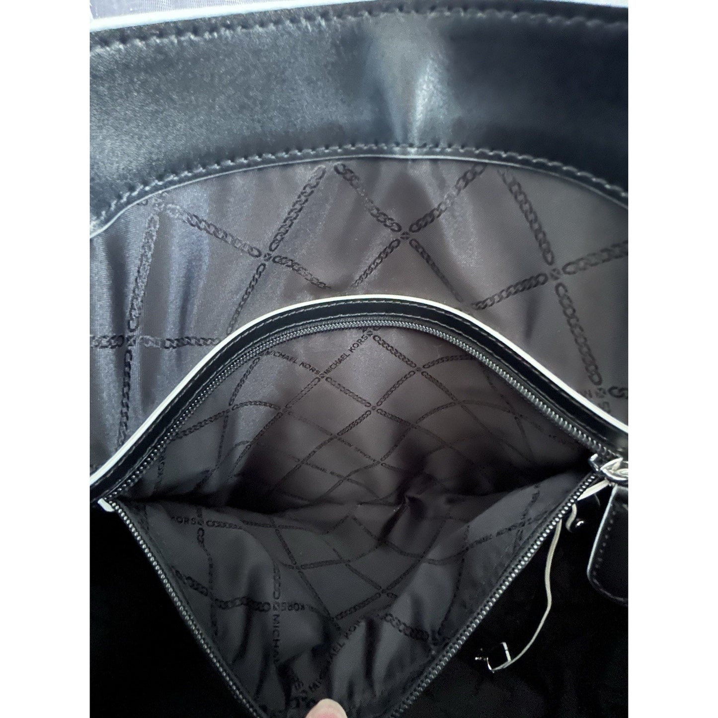 Michael Kors Bay Large Tote East West Woven Canvas Shoulder Black White Bag