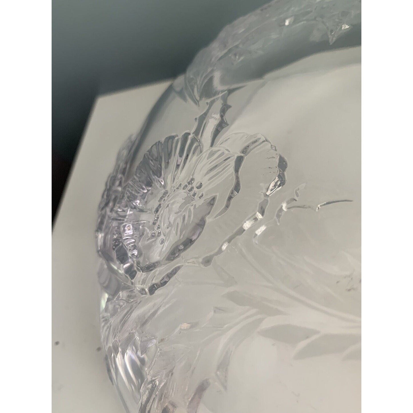 11” Savoir Vivre Sculptured Crystal Bowl California Poppies WY101/259 Cut Glass