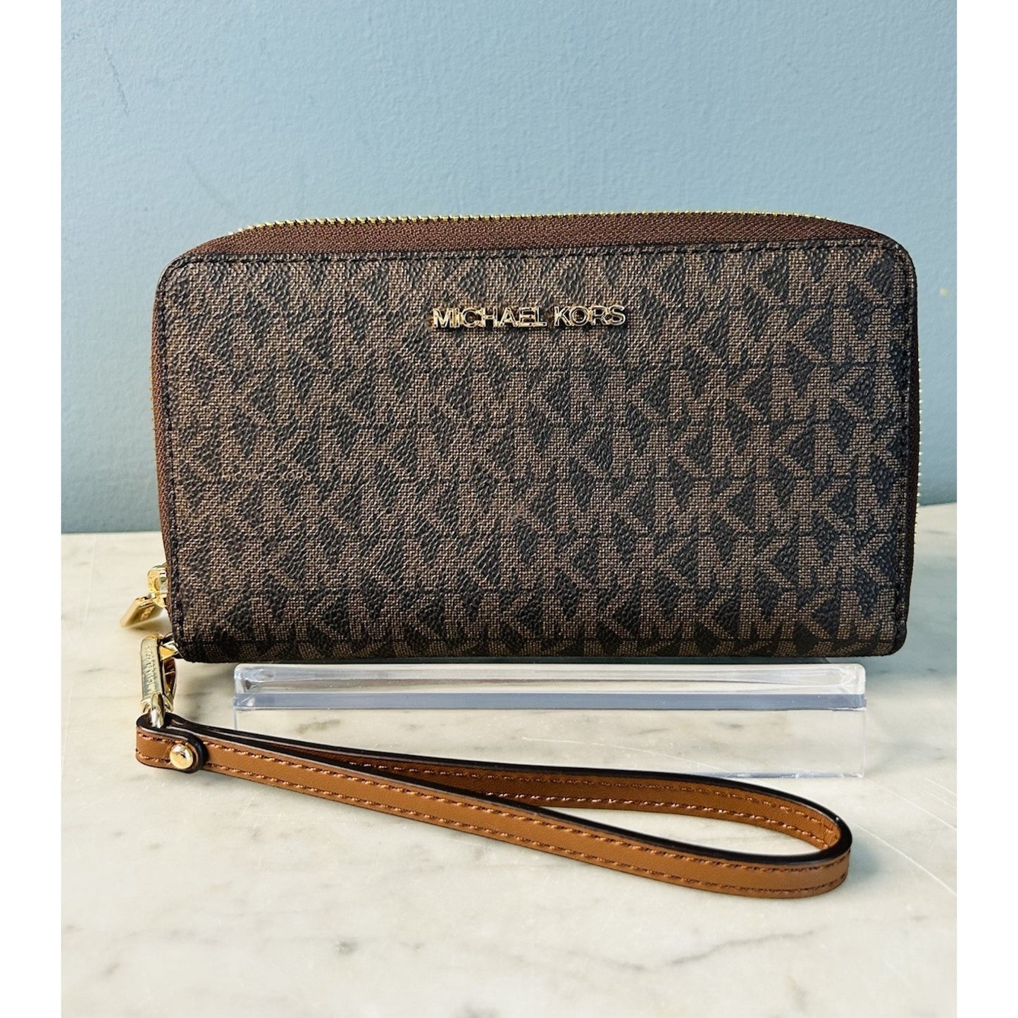 NEW Michael Kors Brown Jet Set Travel Wallet Large Wristlet Phone Case Card Slot